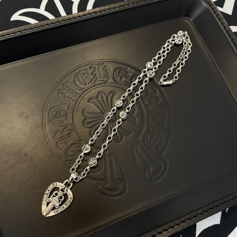 Ch**me He**ts necklaces